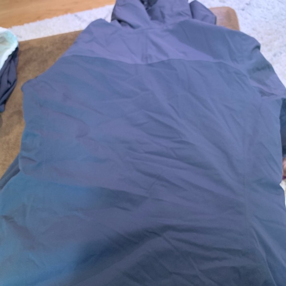 Helly Hansen ski jacket - Picture 5 of 6